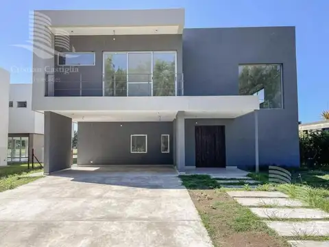 Casa al Lago con Pileta y Parrilla - Barrio San Juan