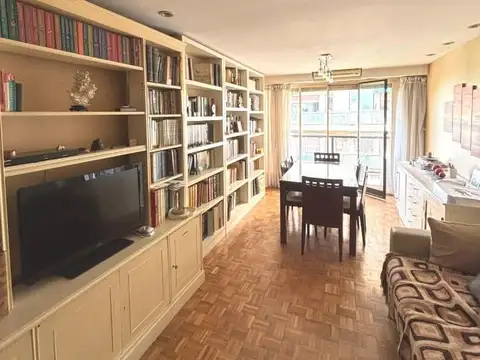 DEPARTAMENTO EN ESQUINA 4 AMBIENTES TODO EXTERNO CON BALCONES