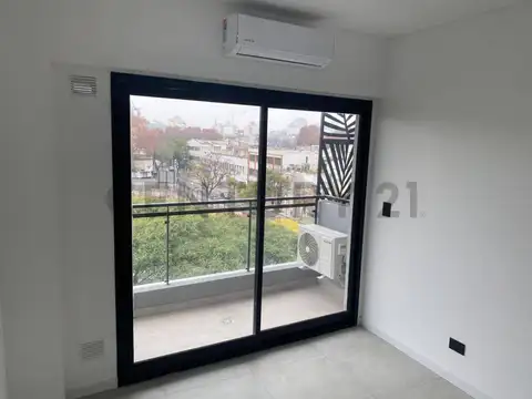 Av. Elcano 3800, Piso 5