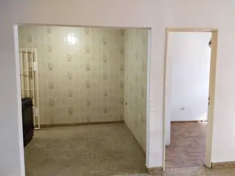 Depto Tipo Casa en Venta en Ramos Mejia, USD 69.000