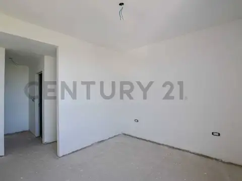 Departamento de 3 dormitorios semipiso en Venta