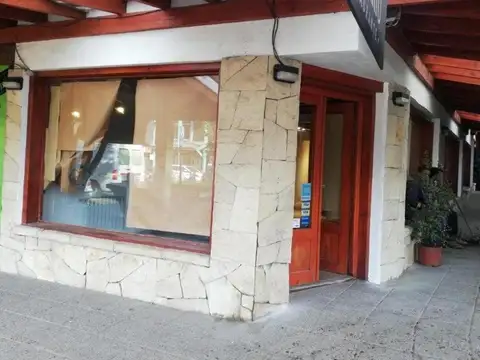 Local en Venta en Puerto, USD 550.000