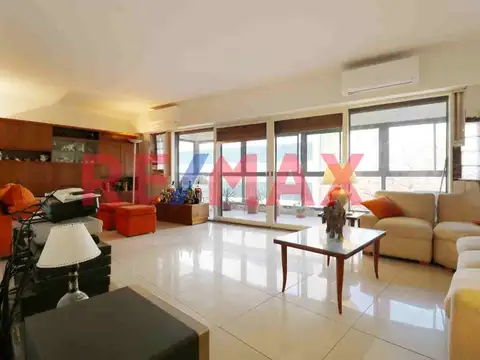 Departamento 4 ambientes con 3 baños