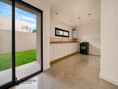 Depto Tipo Casa en Venta de 3 ambientes