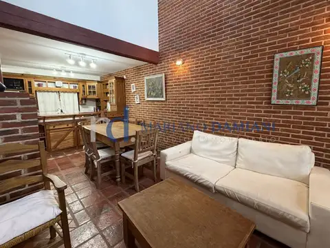 Departamento 4 ambientes con 2 baños