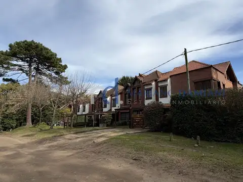 Departamento Triplex 3 Dormitorios en Venta en Pinamar Zona Centro