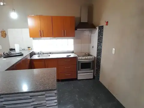 Depto Tipo Casa en Venta en Mataderos, USD 105.000