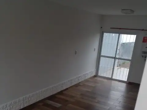Departamento en Alquiler con 2 cocheras