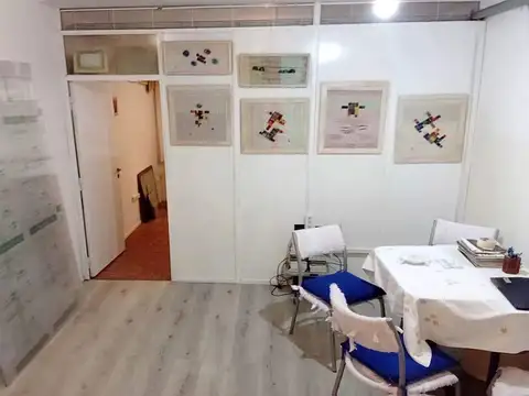 Viamonte 1400, Piso 1