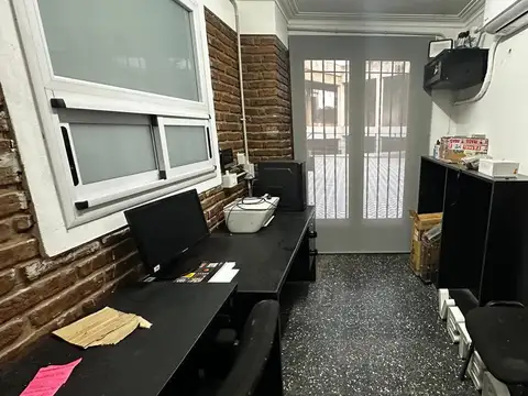 Oficina en Alquiler en Lomas de Zamora, USD 2.000