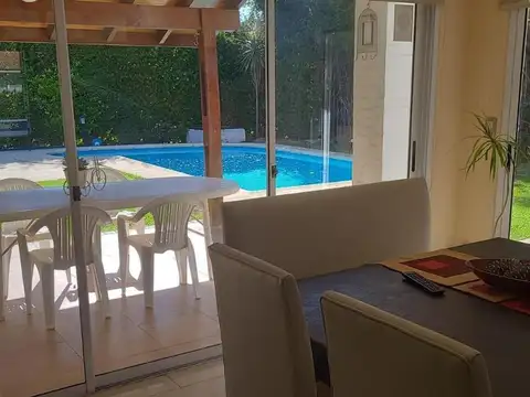 Casa en Alquiler al Este