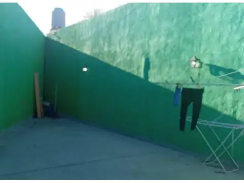 VENTA - CASA 4 AMBIENTES, GONZALEZ CATAN