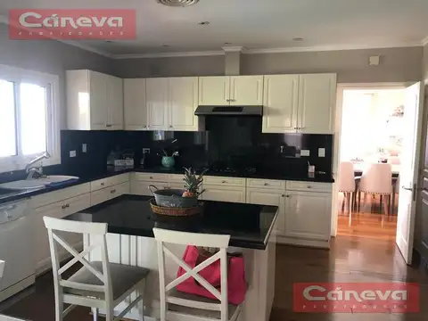 Casa en Alquiler Temporal de 4 dormitorios