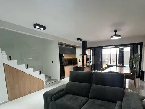 Casa en Venta en Córdoba, USD 230.000