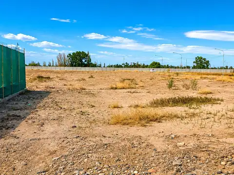 Terreno en Venta en Lunlunta, USD 21.900