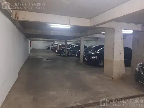 Cochera Cubierta VENTA  Banfield
