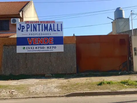 Venta Terreno en  Caseros
