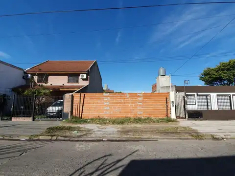 Terreno en Venta en Caseros, USD 190.000