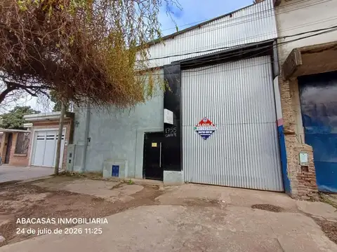 GALPON EN ALQUILER EN GRANADERO BAIGORRIA, OPORTUNIDAD!