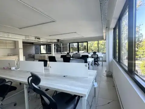 oficina en alquiler en Parque Leloir