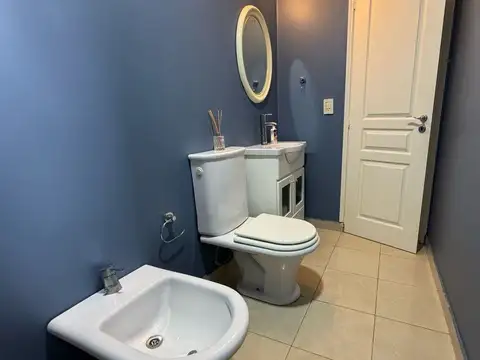 Casa 4 ambientes con 3 baños