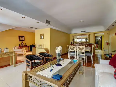 Departamento 4 ambientes con 3 baños