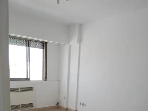 Lima 100, Oficina Apta Vivienda,  2 Ambientes, Apto Profesional, Luminoso Piso Alto - Monserrat