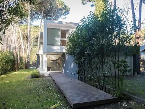 Casa en Alquiler Temporal en Carilo, USD 100