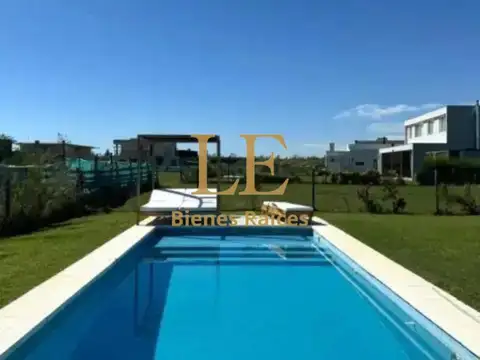 Casa en Venta en El Naudir, USD 315.000