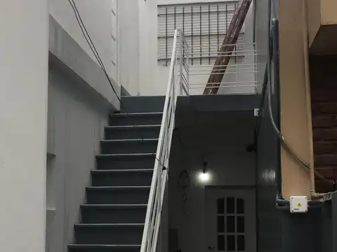 Depto Tipo Casa en Venta de 2 ambientes