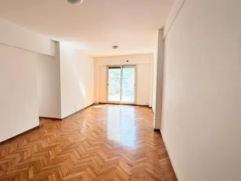 APTO CRÉDITO - Semipiso Iluminado 4 Ambientes c/Cochera