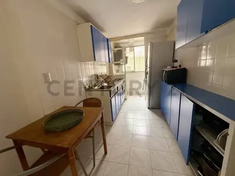 VENTA RECOLETA DEPTO 3AMBIENTES CON BALCÓN MUY LUMINOSO.