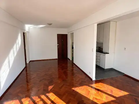 Mitre 600