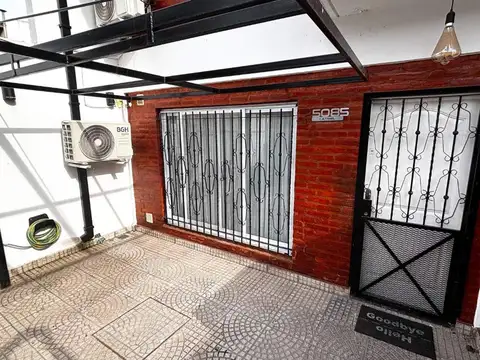 Depto Tipo Casa en Alquiler de 3 dormitorios