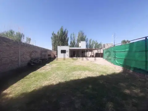 Severo del Castillo 6900, Piso 0