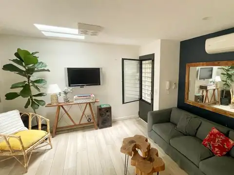 Depto Tipo Casa en Venta en Palermo Hollywood, USD 278.000