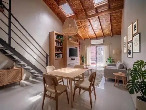 Venta duplex tipo loft cuatro ambientes con balcón corrido, ascensor en Villa Ballester, San Martin