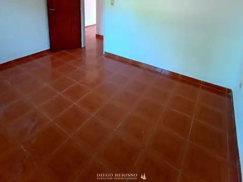Departamento 4 ambientes con 4 baños