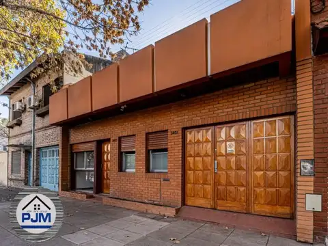 CASA 3 AMBIENTES PATIO GARAGE LAVADERO 2 BAÑOS LOTE PROPIO