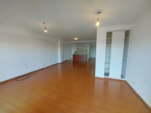 DEPTO. 1 AMB. DIVISIBLE - 53m² - BALCÓN - APTO PROFESIONAL Y RESIDENCIAL - VILLA DEVOTO - ALQUILER