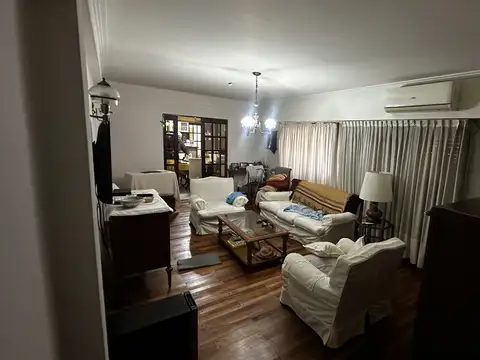 DEPARTAMENTO EN VENTA 4 DORMITORIOS, LA PLATA CON BALCON