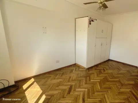 Departamento 4 ambientes con 2 baños