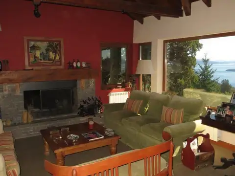 Casa en B° privado con Inmejorable vista