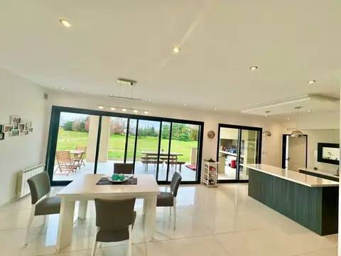 Casa en Venta en General Rodriguez, USD 310.000