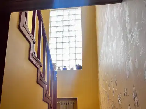 Departamento 6 ambientes con 3 baños