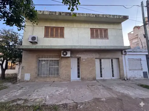 VENTA CASA MULTIFAMILIAR 4 AMB VILL CELINA COCHERA
