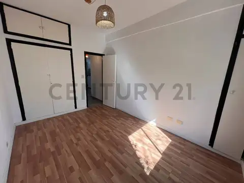 Departamento en Venta 1976 años