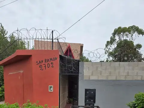 Casas en lote propio en La Reja