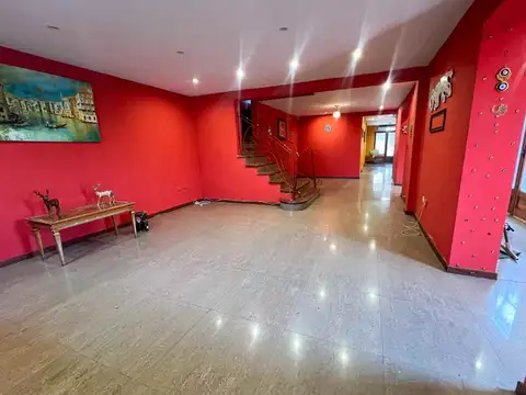 CASA 4 AMBIENTES JARDIN PILETA CLIMATIZADA ADROGUE