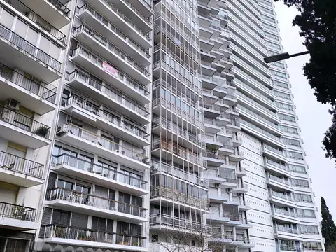 Departamento de 2 dormitorios en venta sobre Av. Libertad, a metros del Monumento a la Bandera